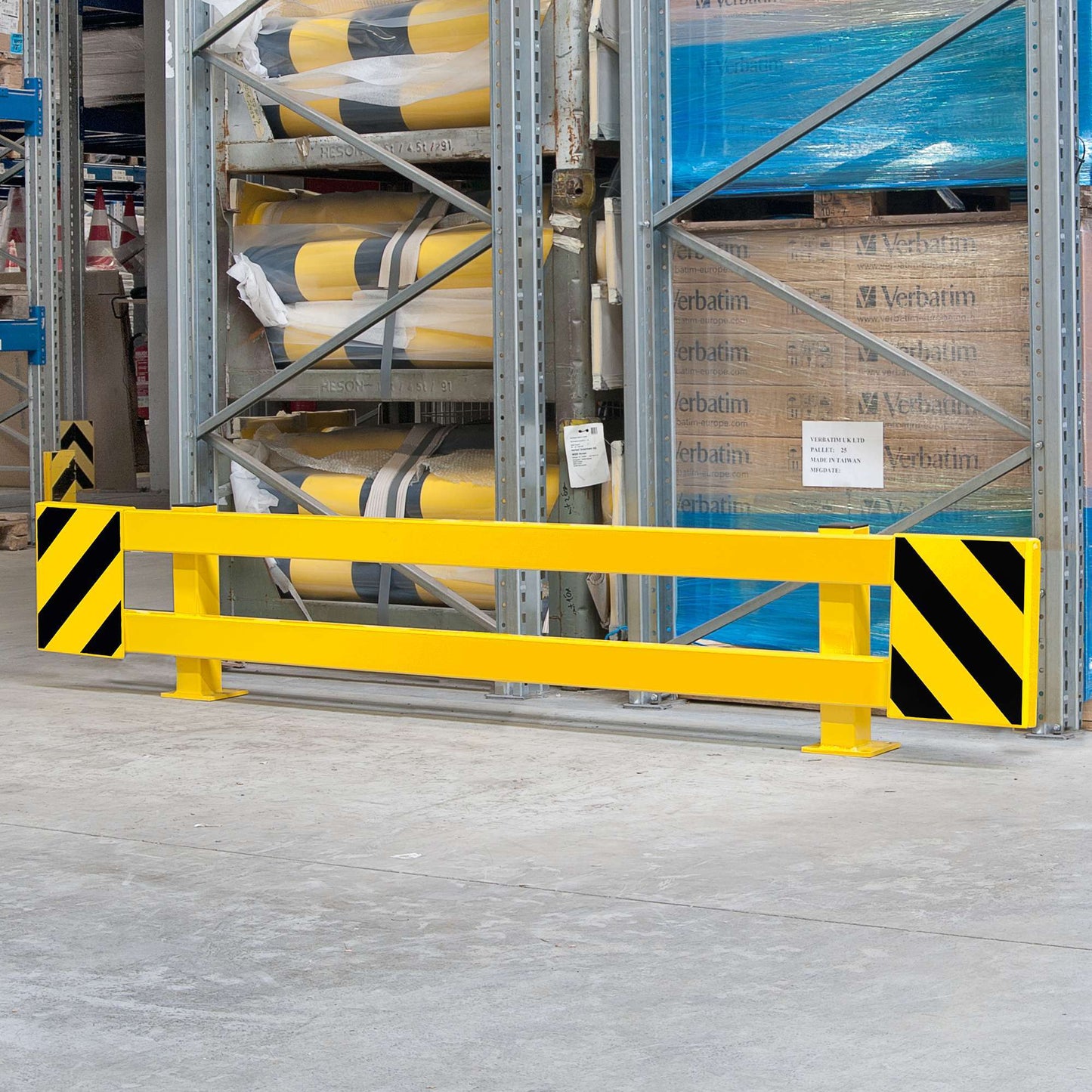 BLACK BULL Regalschutz-Planke A